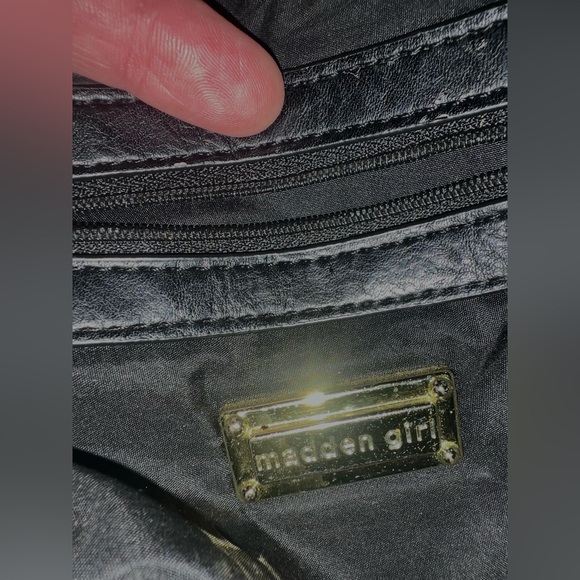 Steve Madden Girl Brown Crossbody Bag with Chain Detail - Picture 6 of 7